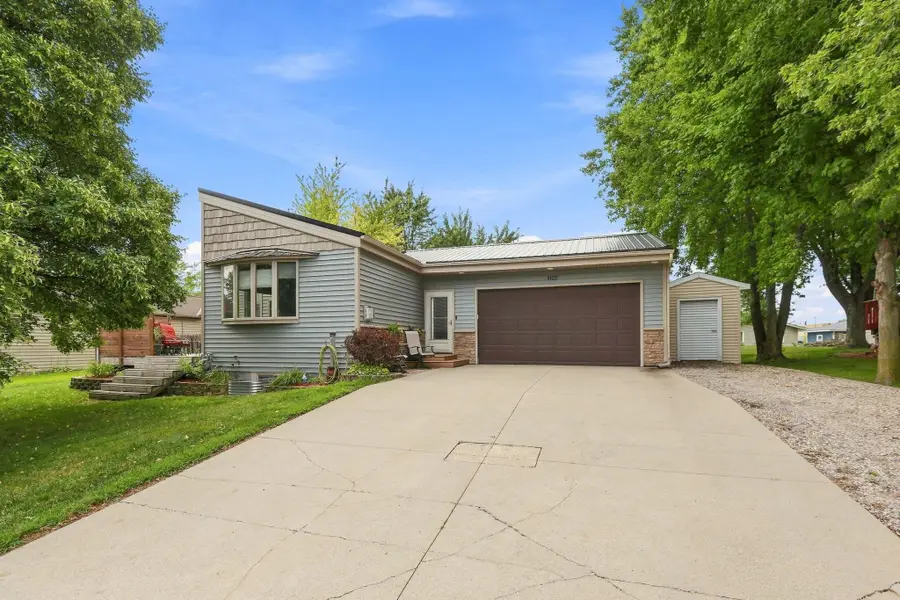 1107 Abbott Avenue N, Glencoe, MN 55336 - #2