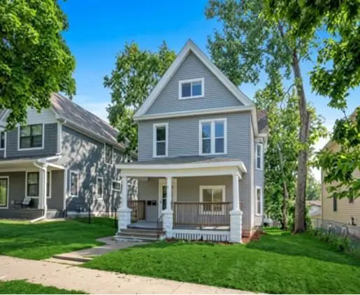 2124 Fremont Avenue N, Minneapolis, MN 55411
