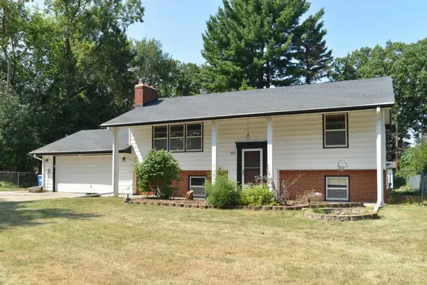 2226 Pleasant View Drive, New Brighton, MN 55112