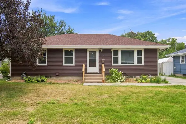 7221 16th Avenue S, Richfield, MN 55423