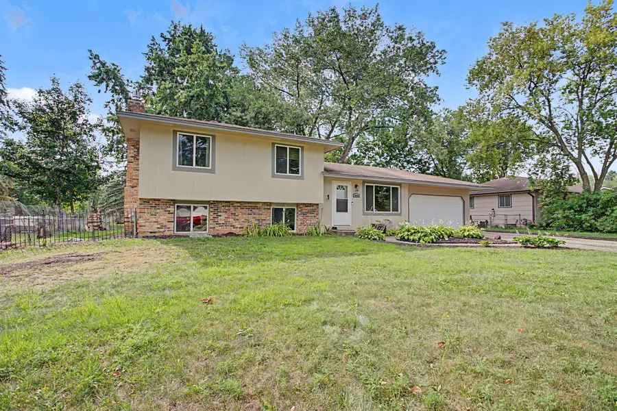 16653 Foliage Avenue W, Rosemount, MN 55068 - #2