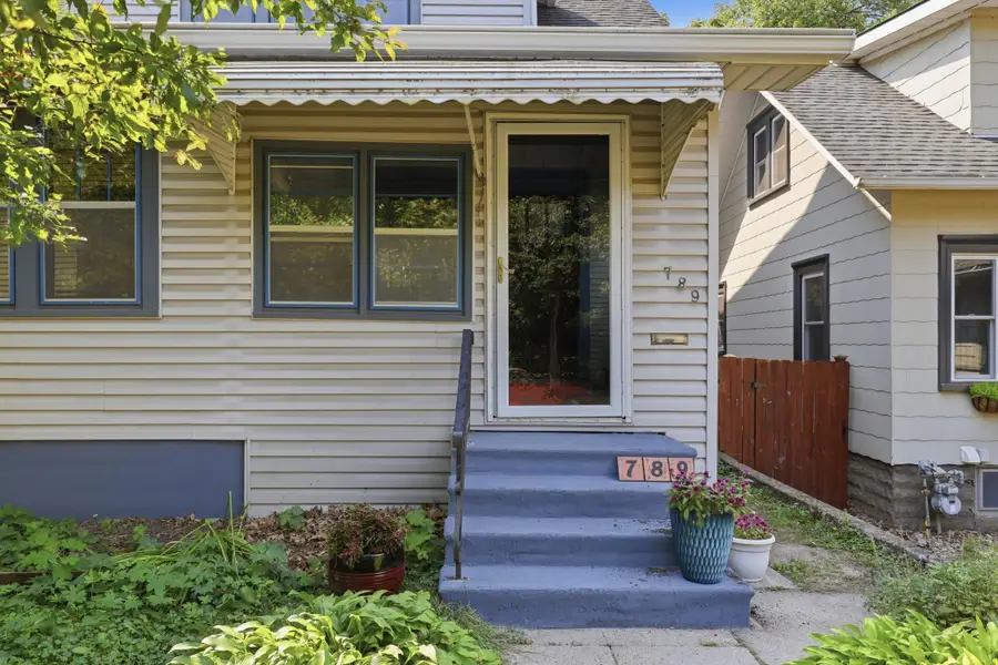 789 Fairview Avenue N, Saint Paul, MN 55104 - #3