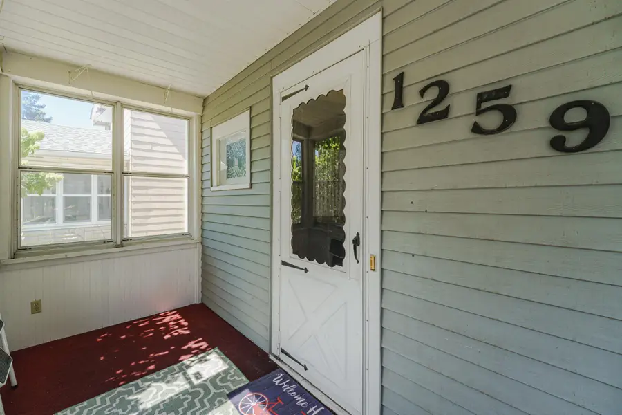 1259 Minnehaha Avenue W, Saint Paul, MN 55104 - #3