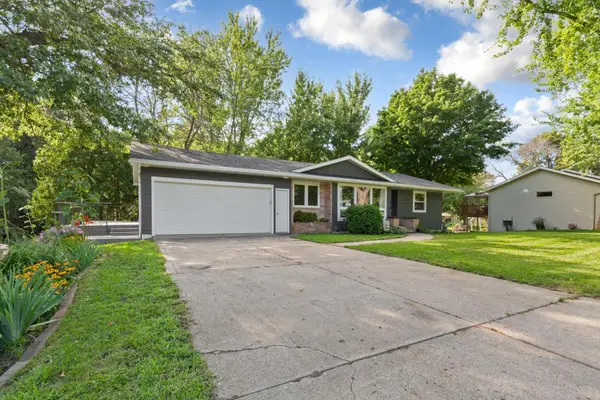 1910 Linn Drive, Owatonna, MN 55060