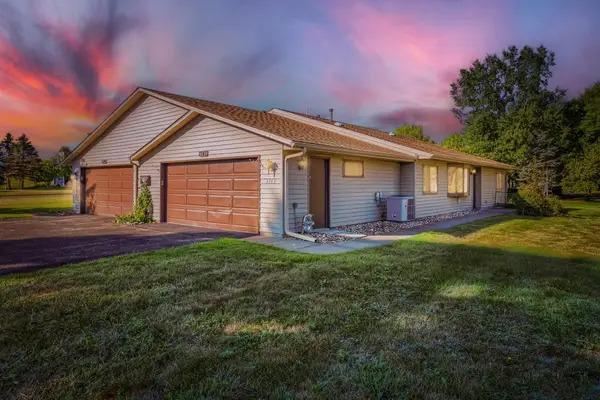 3743 Goodwin Avenue N, Oakdale, MN 55128