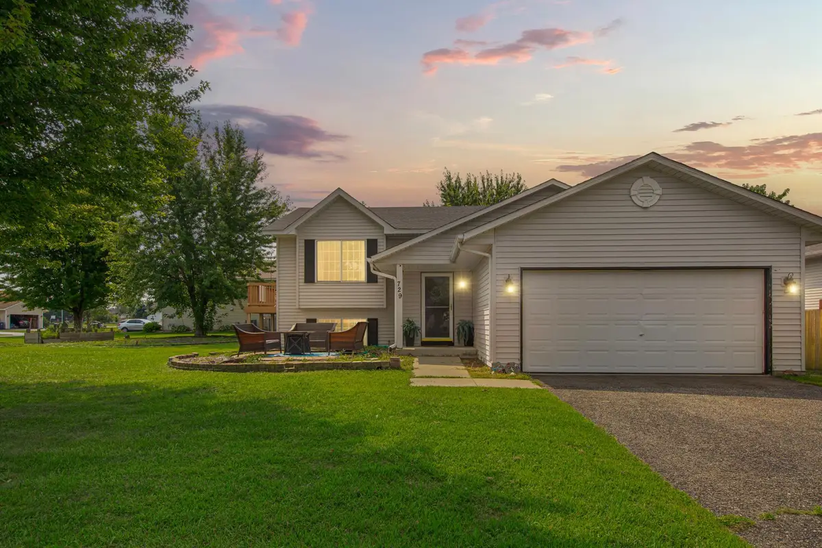 729 Heritage Lane, Belle Plaine, MN 56011 - #1