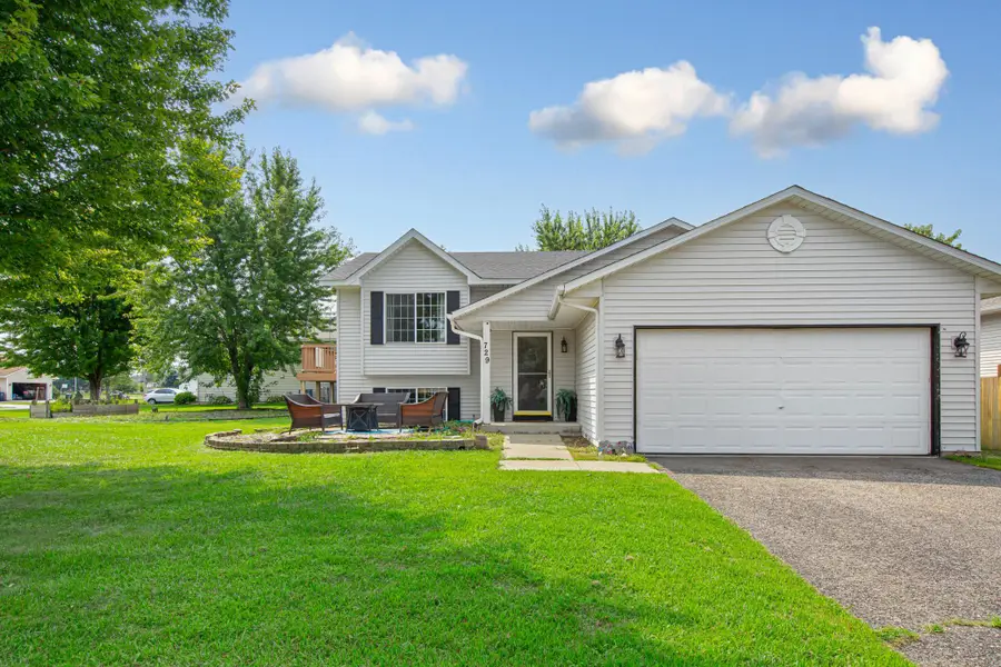 729 Heritage Lane, Belle Plaine, MN 56011 - #2