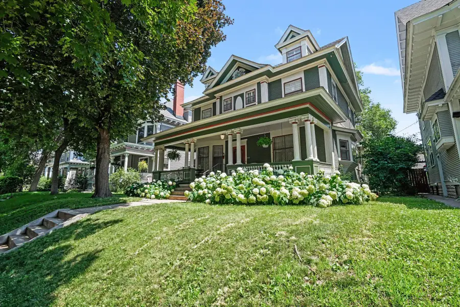 2425 Bryant Avenue S, Minneapolis, MN 55405 - #2