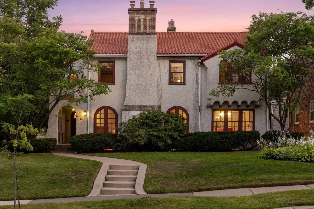 401 W Minnehaha Parkway, Minneapolis, MN 55419 - #1