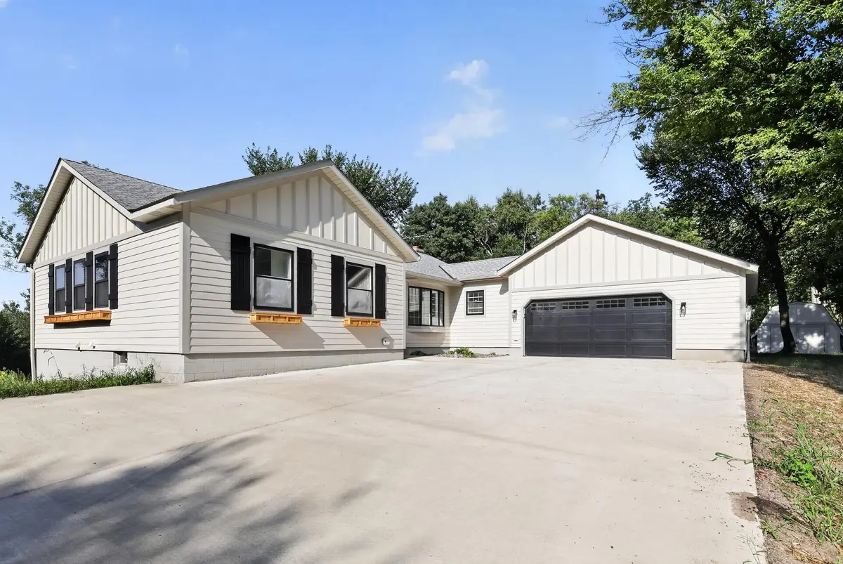 10489 Barnes Way, Inver Grove Heights, MN 55077 - #1