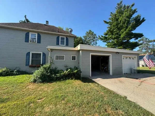 421 Geary Avenue Ne, Bagley, MN 56621 - #2