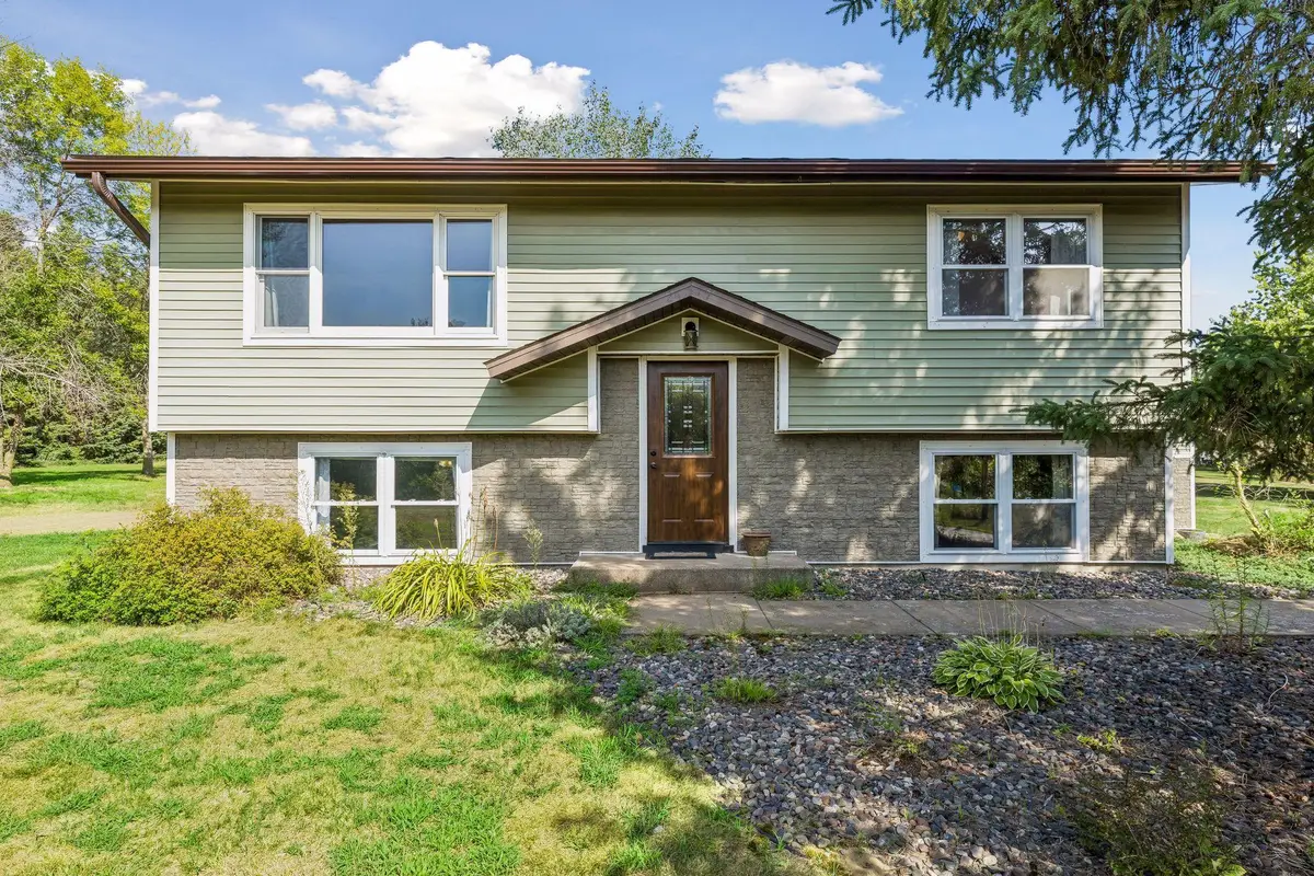 28575 Flamingo Street Nw, Isanti, MN 55040 - #1