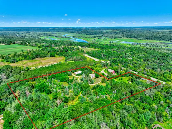 12860 Saint Croix Trail N, Stillwater, MN 55082