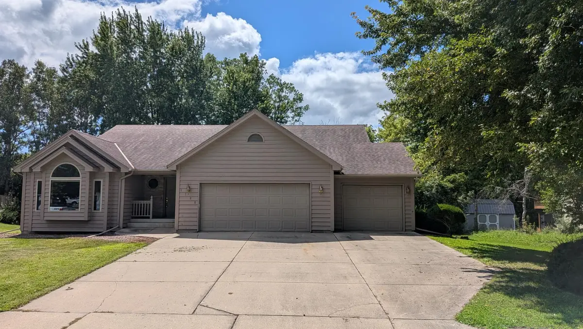 1160 Greenleaf Road, Owatonna, MN 55060 - #1