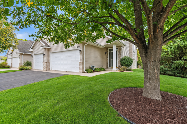 3901 124th Circle Nw, Coon Rapids, MN 55433