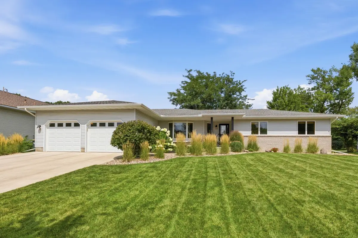 137 Elk Drive Se, Hutchinson, MN 55350 - #1