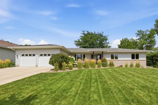 137 Elk Drive Se, Hutchinson, MN 55350