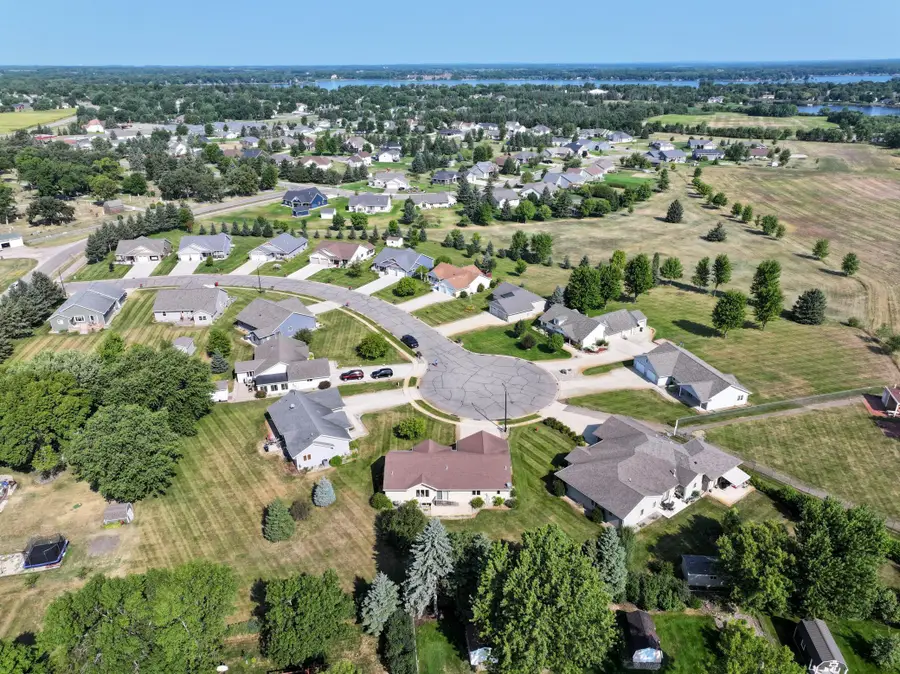630 Dewberry Lane, Alexandria, MN 56308 - #3