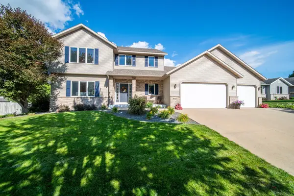 706 9th Ave Nw, Byron, MN 55920