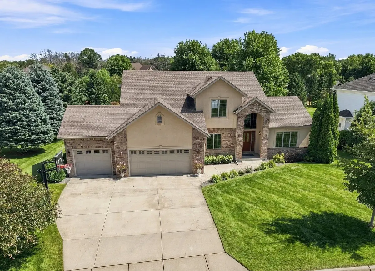 2270 Deer Trail Lane Ne, Owatonna, MN 55060 - #1