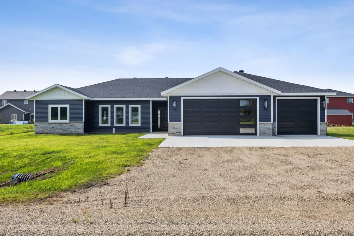 301 Pine Drive, Hankinson, ND 58041 - #1