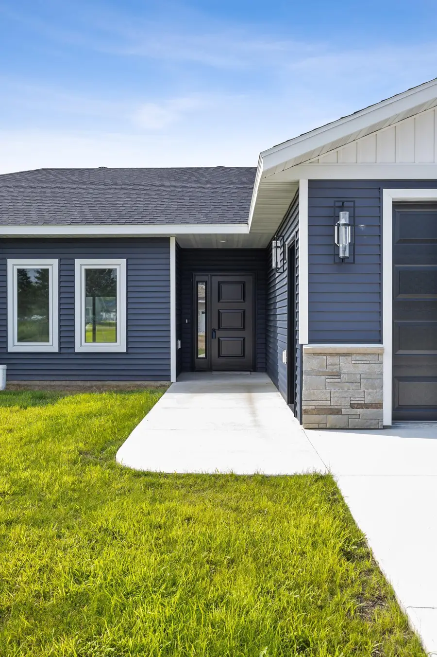 301 Pine Drive, Hankinson, ND 58041 - #3