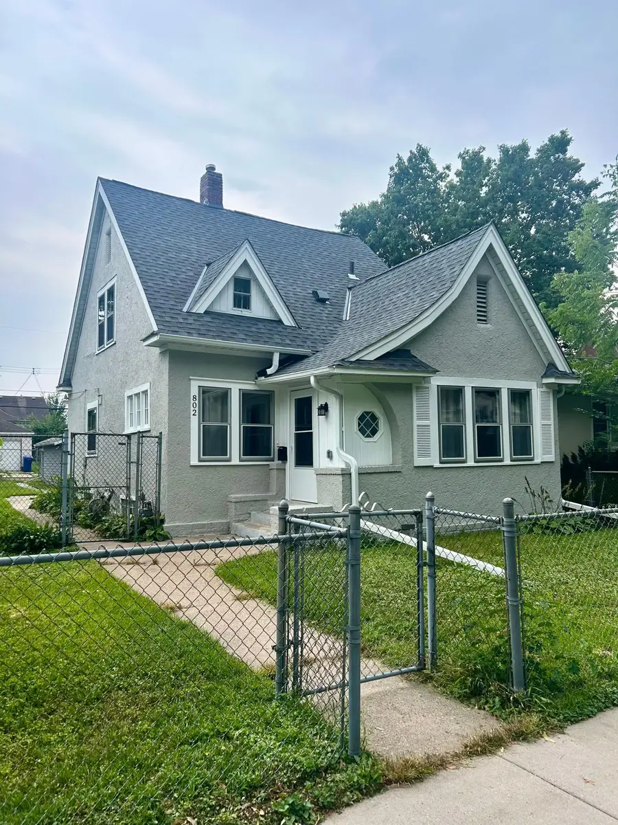 802 Fuller Avenue, Saint Paul, MN 55104 - #2
