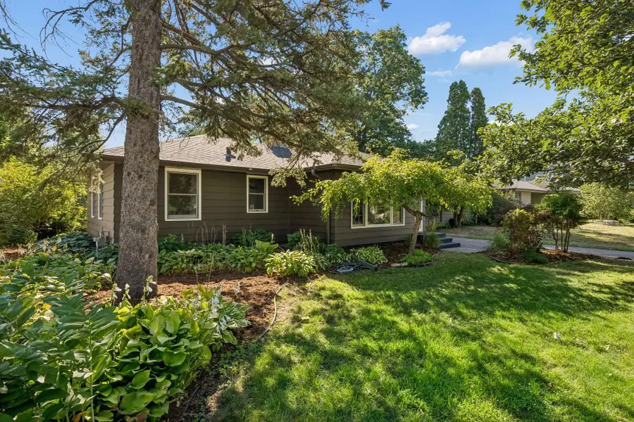 5913 Drew Avenue S, Edina, MN 55410 - #2