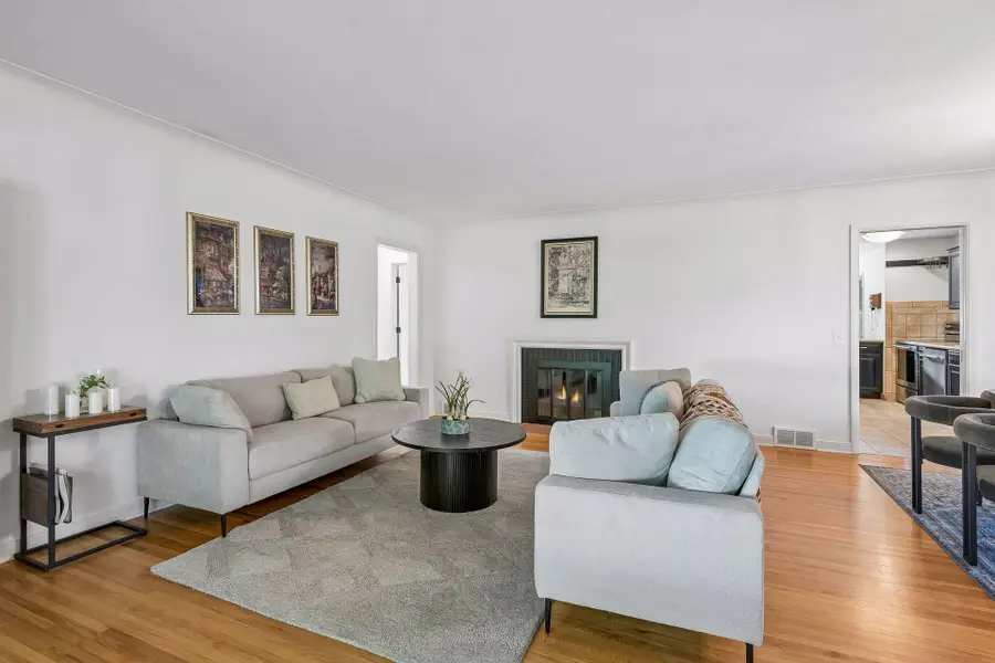 5913 Drew Avenue S, Edina, MN 55410 - #3