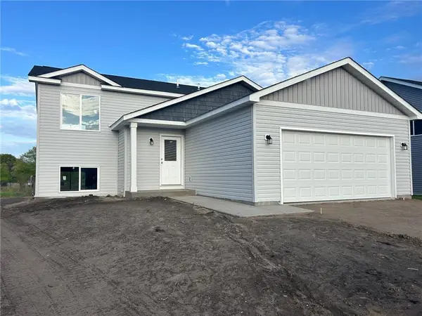 23614 Lily Street Nw, Saint Francis, MN 55070