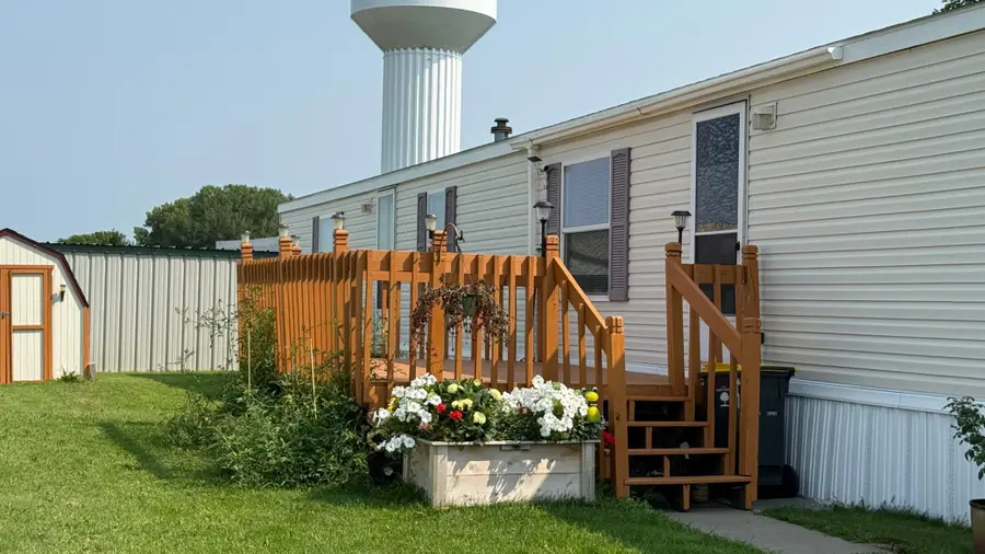 2062 Morgan Way, North Mankato, MN 56003 - #2