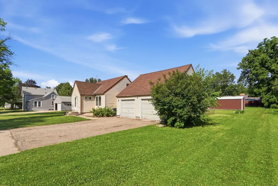 605 S 8th Street, Olivia, MN 56277 - #2