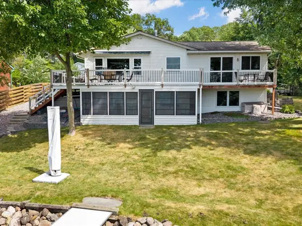 15809 Pine Shores Road, Brainerd, MN 56401