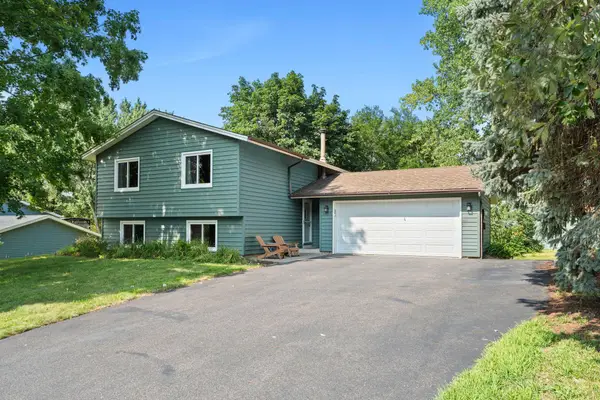 12335 Oxbow Drive, Eden Prairie, MN 55347