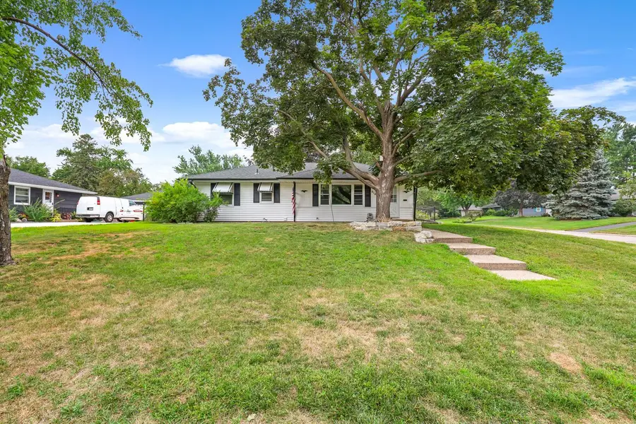 9141 Oliver Avenue S, Bloomington, MN 55431 - #2