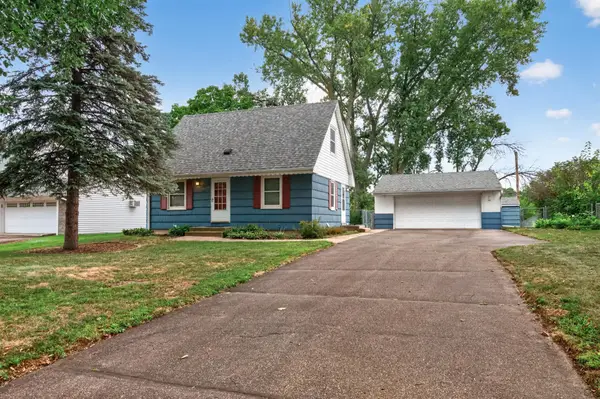 10957 Magnolia Street Nw, Coon Rapids, MN 55448
