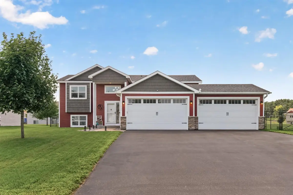 707 Greenwood Street Sw, Isanti, MN 55040 - #1