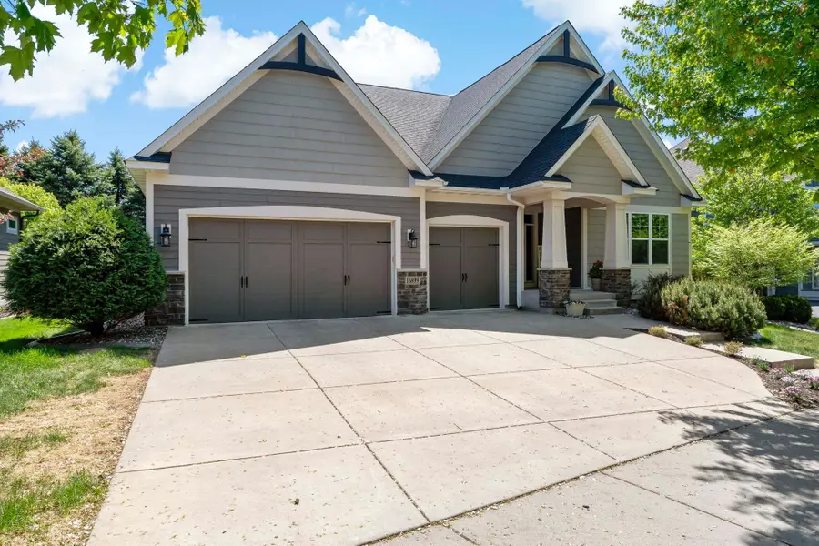 16899 E Lake Drive, Lakeville, MN 55044 - #2