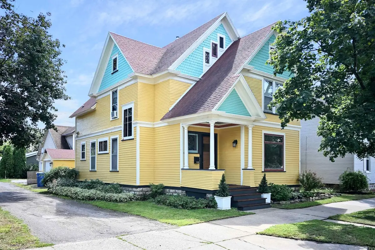 216 Kansas Street, Winona, MN 55987 - #1