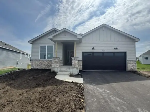 20024 Gaines Court, Lakeville, MN 55044
