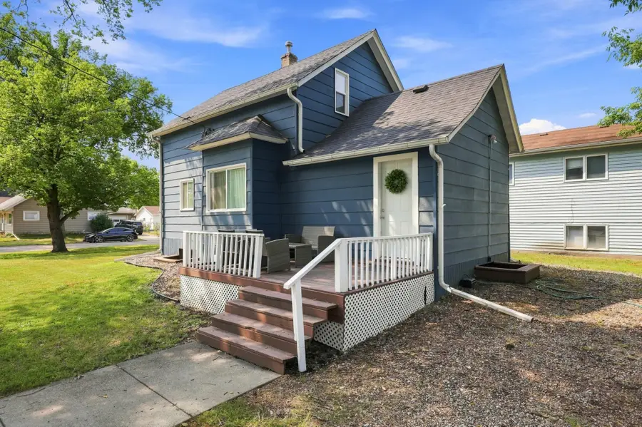 1331 10th Avenue N, Fargo, ND 58102 - #2