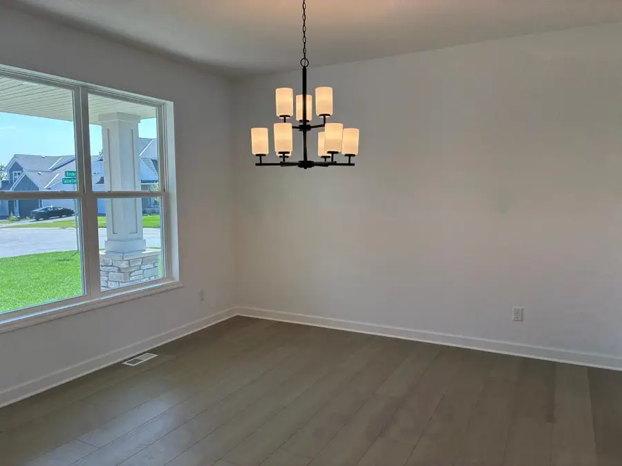 8852 Binder Way, Woodbury, MN 55129 - #3