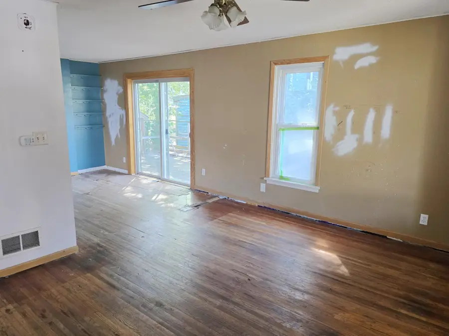 706 E 3rd Street, Fairmont, MN 56031 - #3