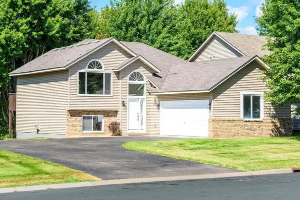 2827 18th Avenue E, Shakopee, MN 55379