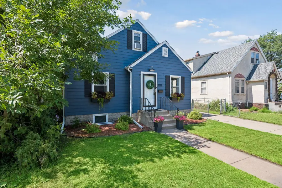 2222 University Avenue Ne, Minneapolis, MN 55418 - #2