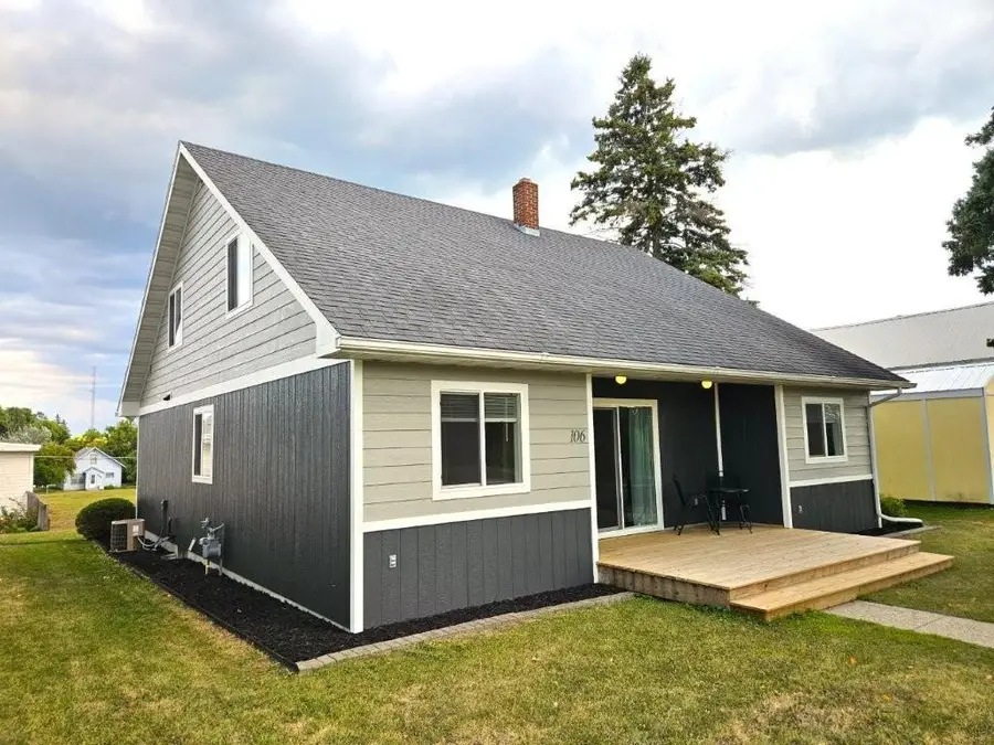 106 Red Lake Avenue Sw, Bagley, MN 56621 - #2