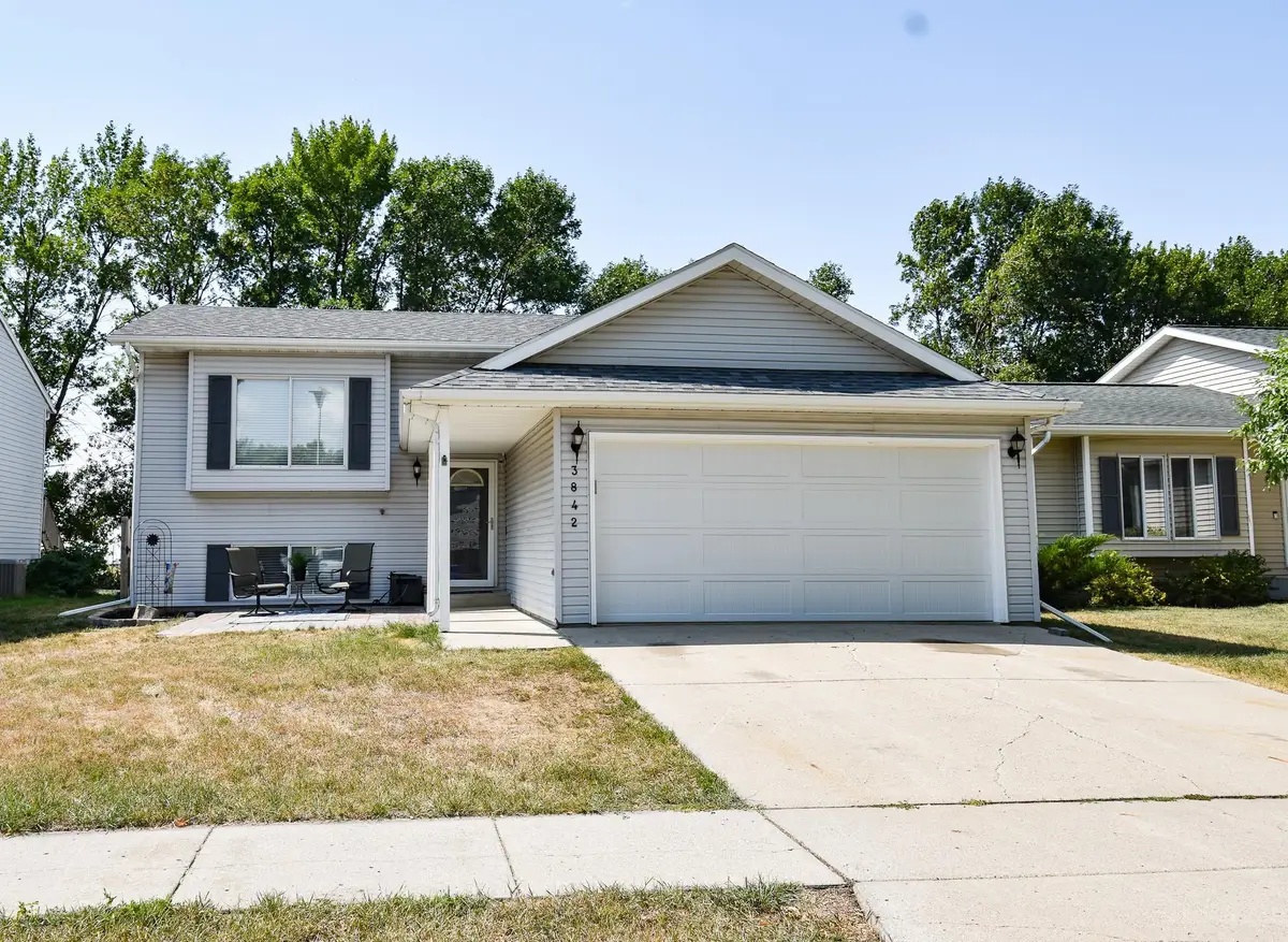 3842 10th Street N, Fargo, ND 58102 - #1