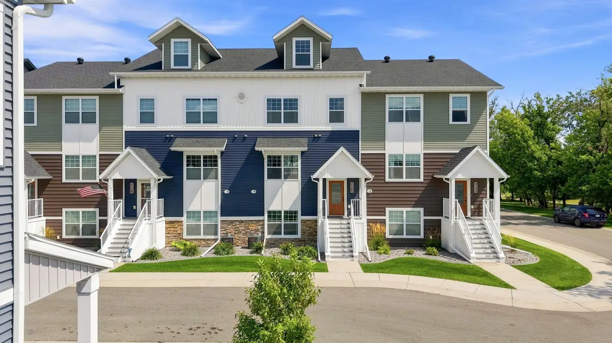 5853 41st Street S, Fargo, ND 58104 - #1