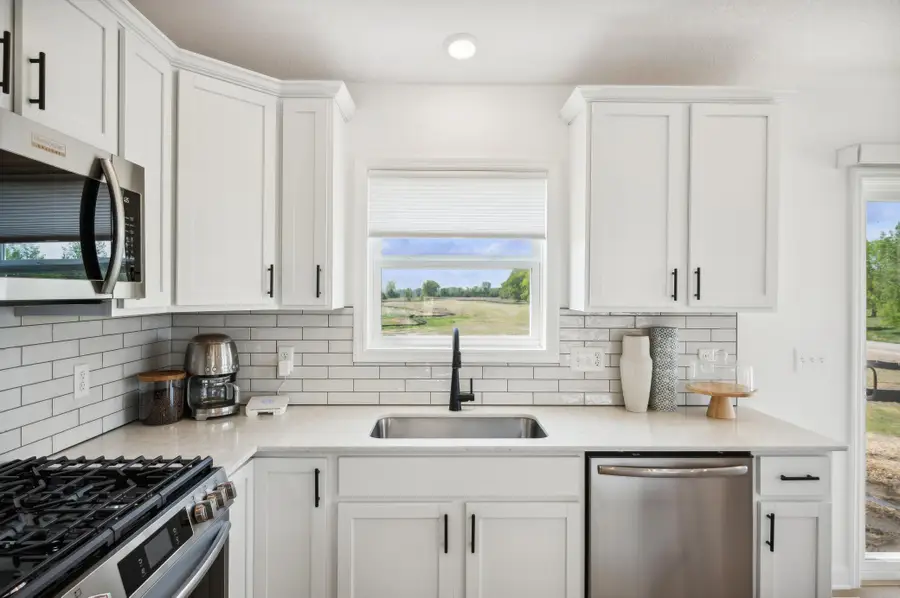 2431 Jandell Avenue Ne, Saint Michael, MN 55376 - #3