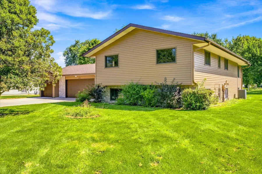 1718 Hazelwood Circle, Saint Cloud, MN 56303 - #3